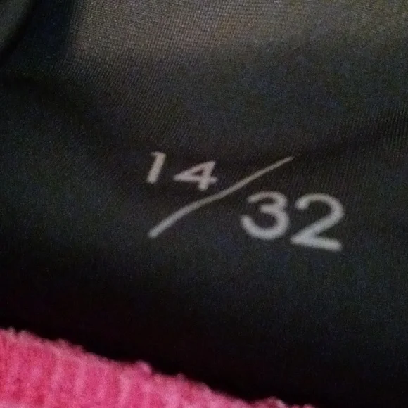 Liverpool Jeans Company The Walking Short Maternity Shorts - Picture 9 of 9